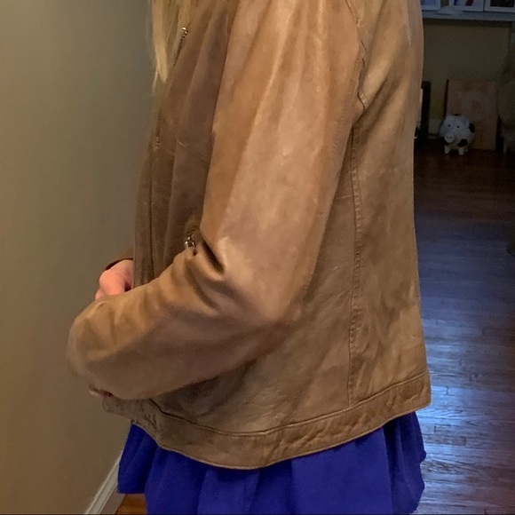 Real leather Banana Republic leather jacket - Picture 7 of 8